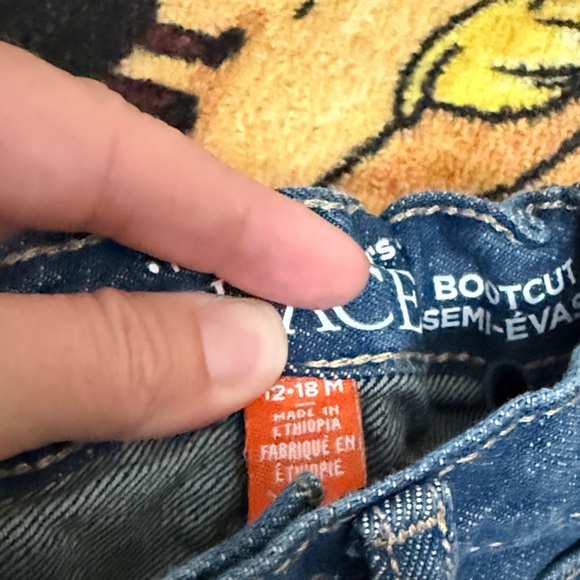 The Children's Place Classic Blue Jeans - Picture 3 of 4